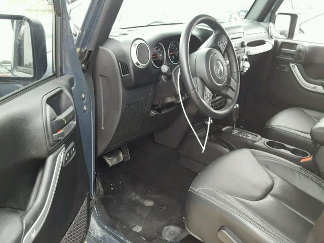 1C4BJWEG5GL338243 - 2016 JEEP WRANGLER U CHARCOAL photo 9