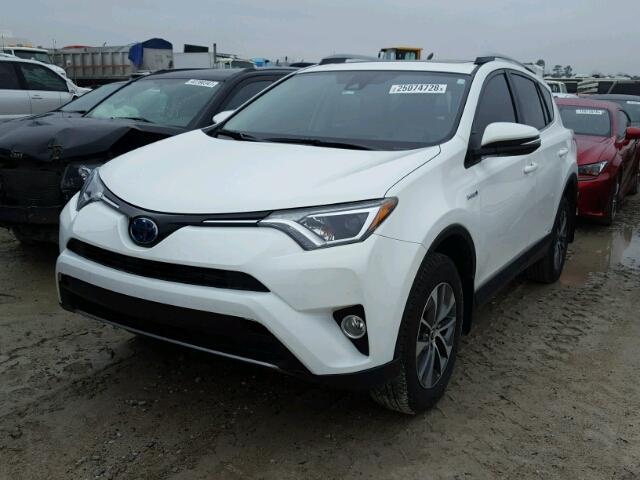 JTMRJREV7HD148745 - 2017 TOYOTA RAV4 HV LE WHITE photo 2