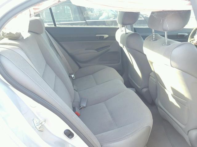 1HGFA16556L048909 - 2006 HONDA CIVIC LX SILVER photo 6