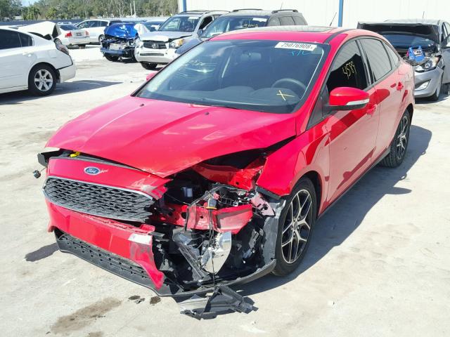1FADP3H24HL282325 - 2017 FORD FOCUS SEL RED photo 2