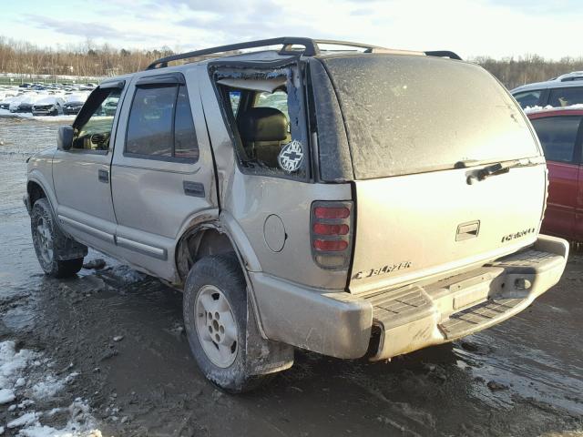 1GNDT13W1Y2117138 - 2000 CHEVROLET BLAZER TAN photo 3