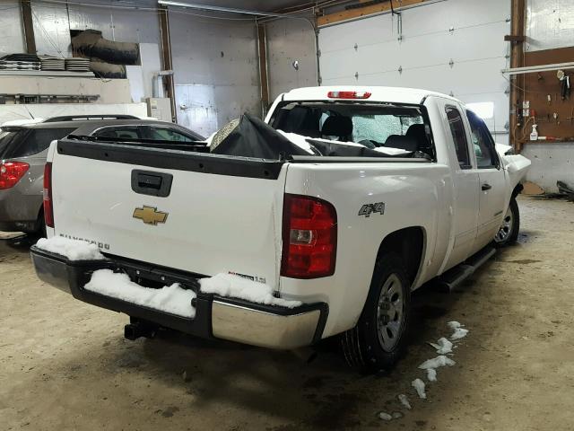 1GCRKREA3BZ181441 - 2011 CHEVROLET SILVERADO WHITE photo 4