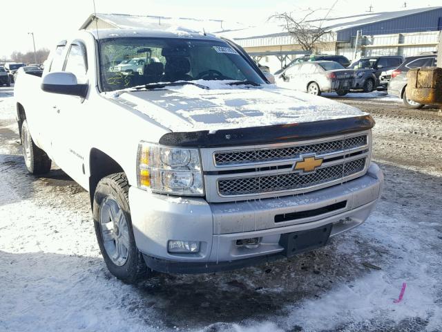 1GCRKSE75DZ320905 - 2013 CHEVROLET SILVERADO SILVER photo 1