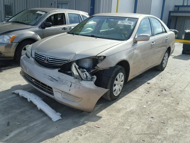 4T1BE32K25U017467 - 2005 TOYOTA CAMRY LE TAN photo 2