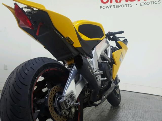 ZD4RKU041DS000051 - 2013 APRILIA RSV4 R YELLOW photo 14