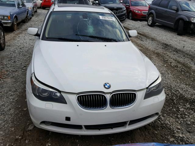 WBANB53516CP01896 - 2006 BMW 550 I WHITE photo 9