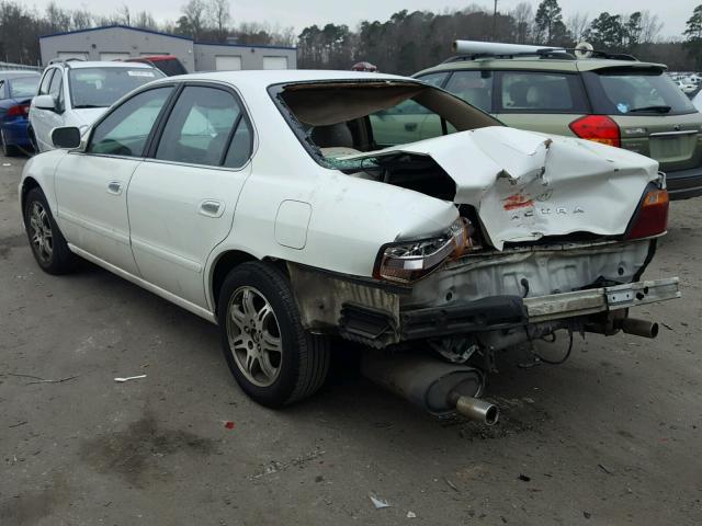 19UUA5661YA026413 - 2000 ACURA 3.2TL WHITE photo 3