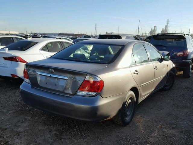 4T1BE32K95U549007 - 2005 TOYOTA CAMRY LE SILVER photo 4