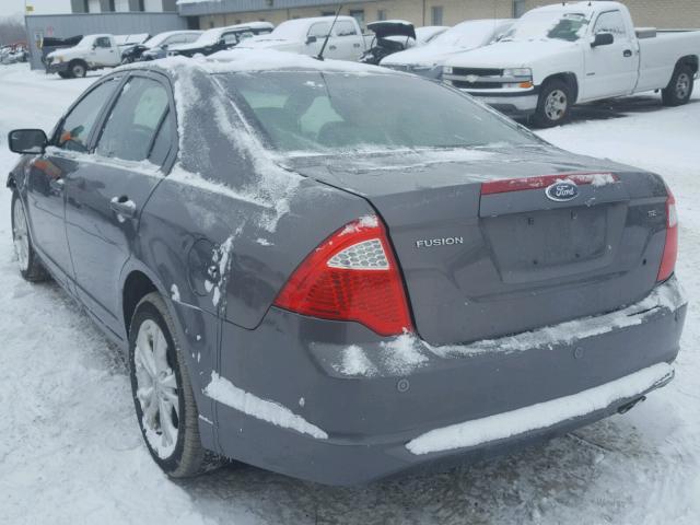 3FAHP0HA8CR226597 - 2012 FORD FUSION SE SILVER photo 3