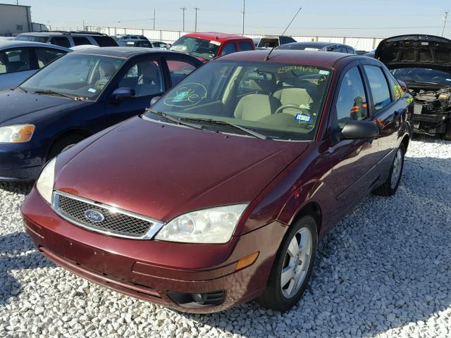 1FAFP34N27W122000 - 2007 FORD FOCUS ZX4 RED photo 2