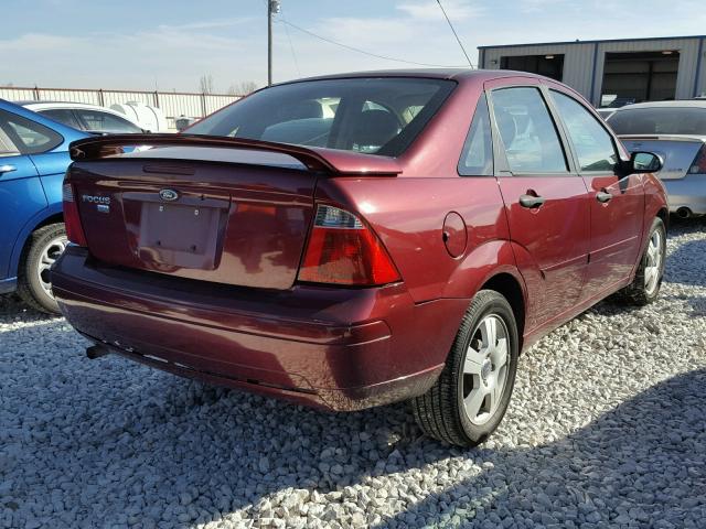 1FAFP34N27W122000 - 2007 FORD FOCUS ZX4 RED photo 4