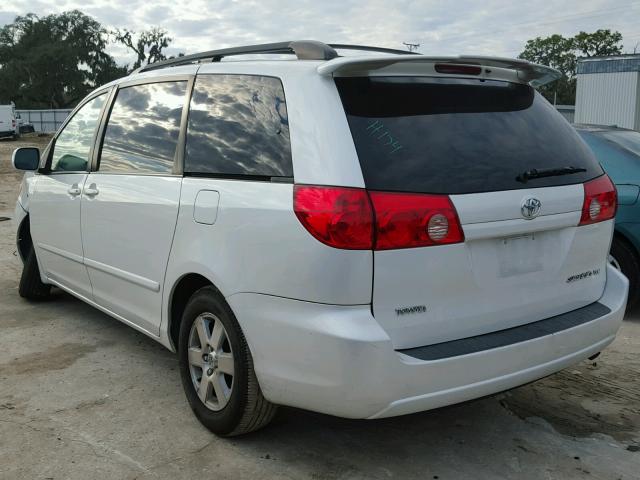 5TDZA22C26S427113 - 2006 TOYOTA SIENNA XLE WHITE photo 3