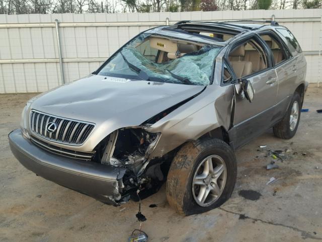 JTJGF10U410093044 - 2001 LEXUS RX 300 TAN photo 2