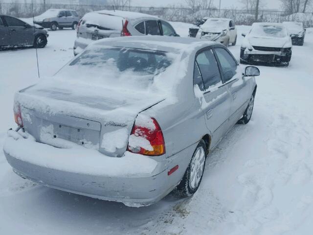 KMHCG45C35U647569 - 2005 HYUNDAI ACCENT GL SILVER photo 4