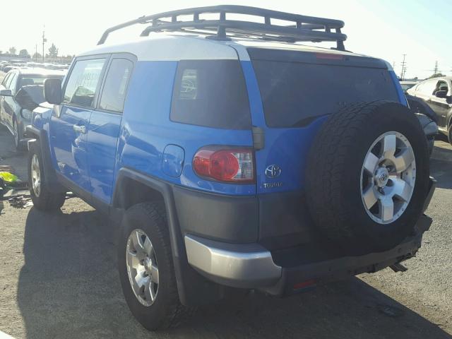 JTEBU11F770059607 - 2007 TOYOTA FJ CRUISER BLUE photo 3