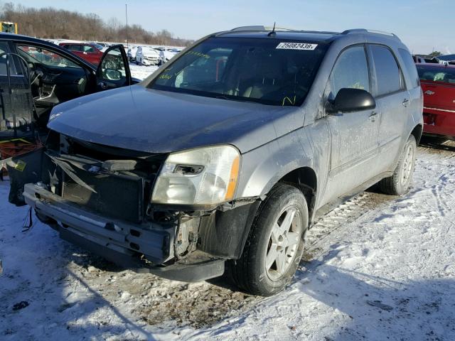 2CNDL73F156008040 - 2005 CHEVROLET EQUINOX LT GRAY photo 2