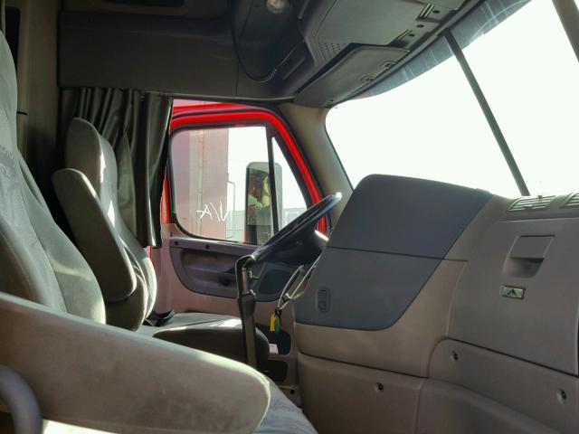 1FUJGLDR4BSAZ6647 - 2011 FREIGHTLINER CASCADIA 1 RED photo 5