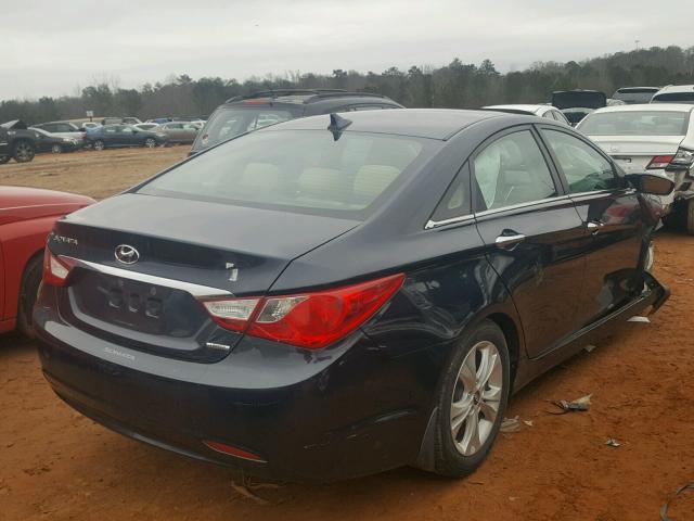 5NPEC4AC8BH177768 - 2011 HYUNDAI SONATA SE BLUE photo 4