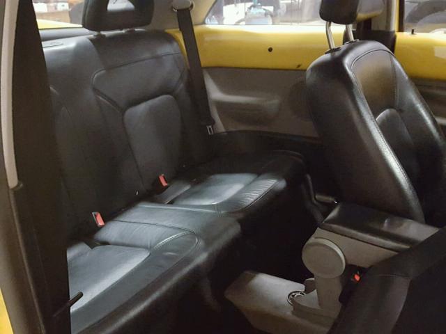 3VWCD21CXYM489535 - 2000 VOLKSWAGEN NEW BEETLE 黄色 照片 6