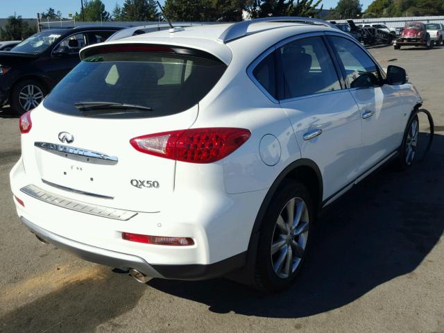 JN1BJ0RP6GM231092 - 2016 INFINITI QX50 WHITE photo 4