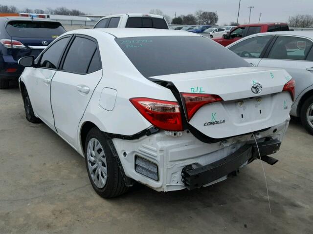 5YFBURHE5HP635587 - 2017 TOYOTA COROLLA L WHITE photo 3