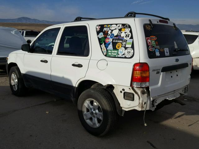 1FMYU03176KC24371 - 2006 FORD ESCAPE XLT WHITE photo 3