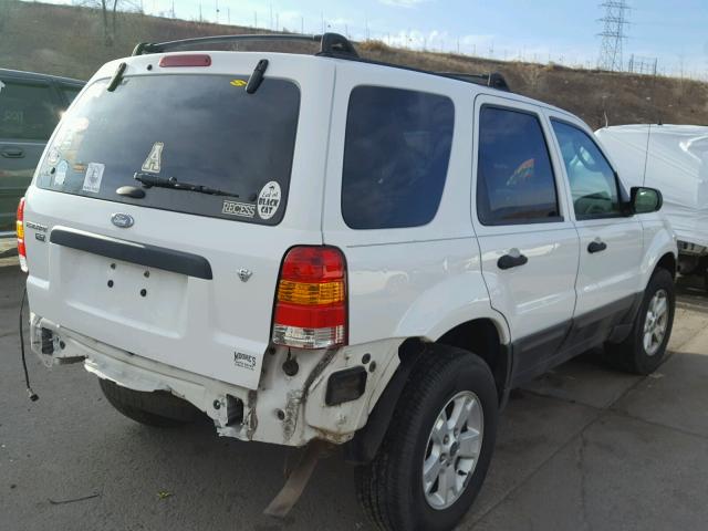 1FMYU03176KC24371 - 2006 FORD ESCAPE XLT WHITE photo 4