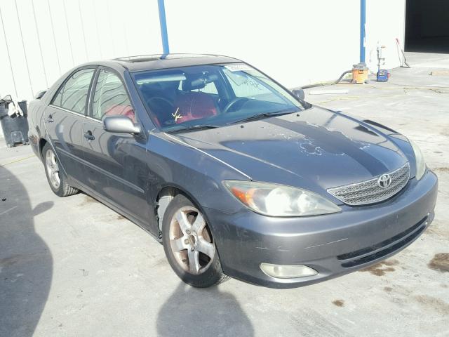 4T1BF32K62U512506 - 2002 TOYOTA CAMRY LE GRAY photo 1