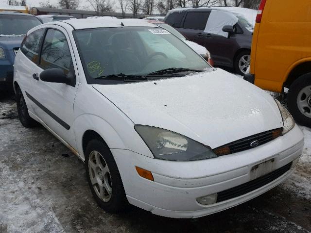 3FAFP31Z44R108931 - 2004 FORD FOCUS ZX3 WHITE photo 1