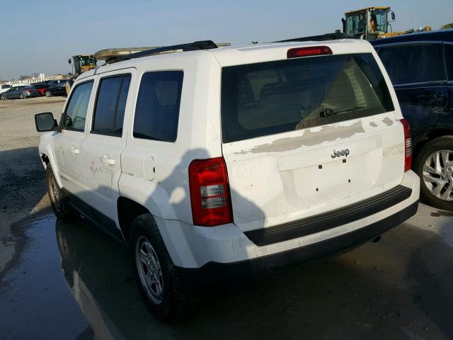 1C4NJPBAXDD130383 - 2013 JEEP PATRIOT SP WHITE photo 3