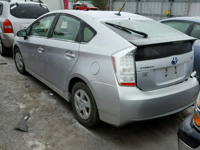 JTDKN3DU2B5343732 - 2011 TOYOTA PRIUS SILVER photo 3