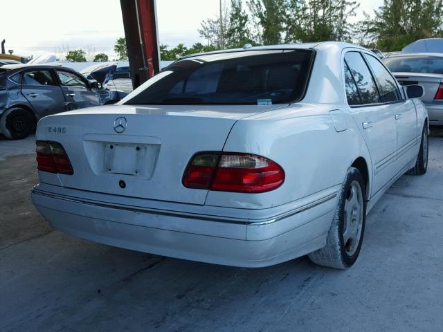 WDBJF70J2YA981246 - 2000 MERCEDES-BENZ E 430 WHITE photo 4