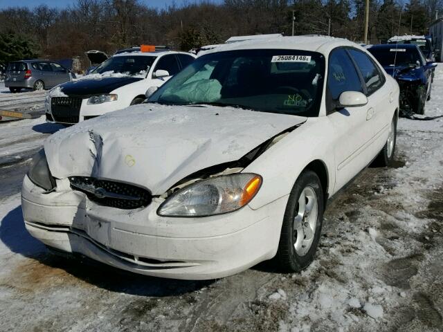 1FAFP53U8YA127740 - 2000 FORD TAURUS SE WHITE photo 2