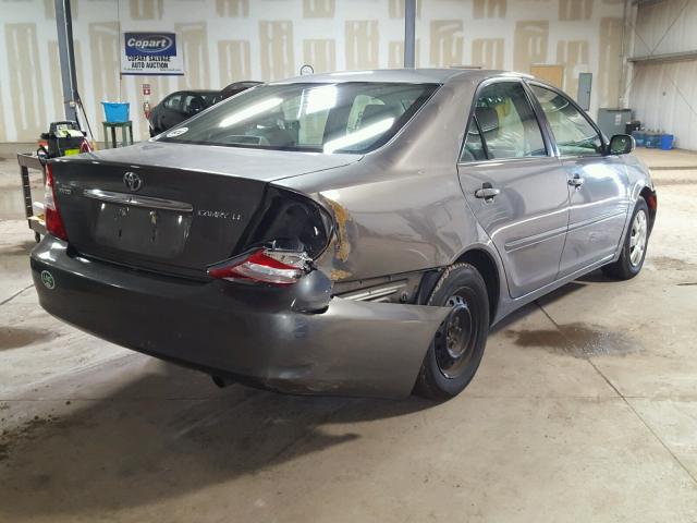 4T1BE32K14U815523 - 2004 TOYOTA CAMRY LE GRAY photo 4
