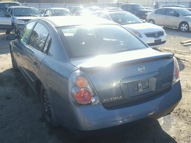 1N4AL11D82C110725 - 2002 NISSAN ALTIMA BAS BLUE photo 3