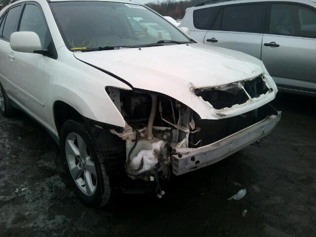 2T2GA31U64C002096 - 2004 LEXUS RX 330 WHITE photo 9