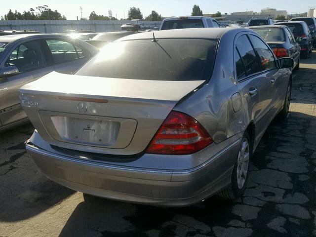 WDBRF56H66F742049 - 2006 MERCEDES-BENZ C 350 SILVER photo 4