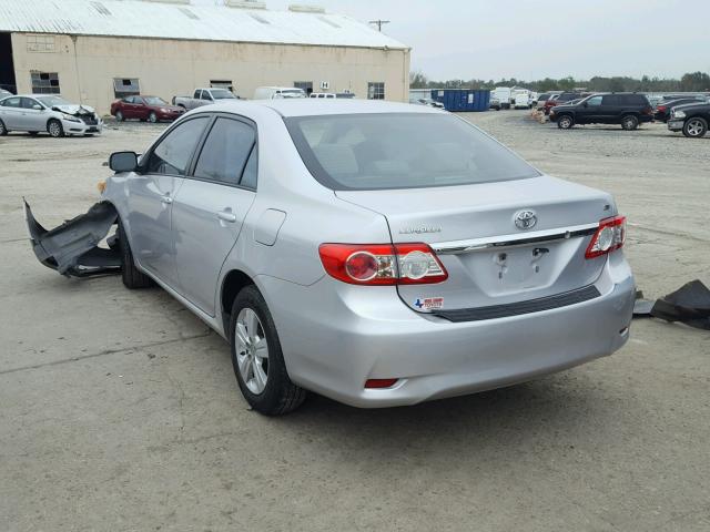 2T1BU4EE9BC538410 - 2011 TOYOTA COROLLA BA SILVER photo 3