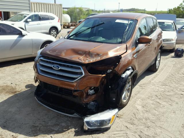 1FMCU0GD2HUB49309 - 2017 FORD ESCAPE SE ORANGE photo 2