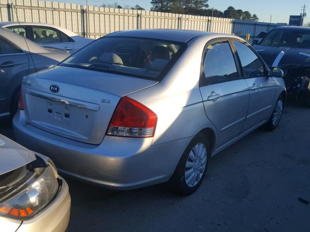 KNAFE122385549297 - 2008 KIA SPECTRA EX SILVER photo 4