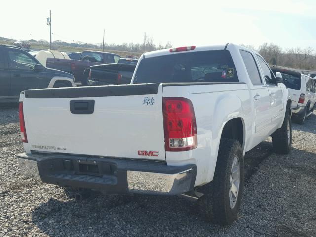 2GTEC13J981215898 - 2008 GMC SIERRA C15 WHITE photo 4