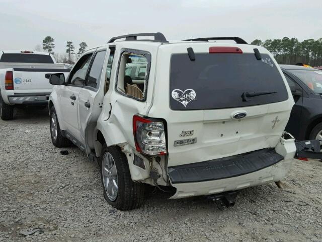 1FMCU03G39KA09332 - 2009 FORD ESCAPE XLT WHITE photo 3