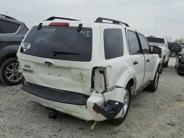 1FMCU03G39KA09332 - 2009 FORD ESCAPE XLT WHITE photo 4