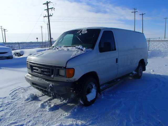 1FTNE14W17DB23675 - 2007 FORD ECONOLINE WHITE photo 2