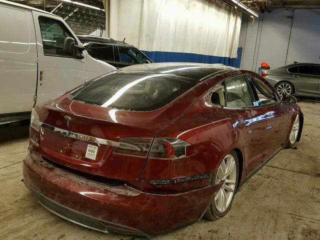 5YJSA1DN1CFS00019 - 2012 TESLA MODEL S RED photo 4