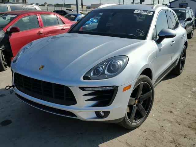 WP1AB2A5XFLB69355 - 2015 PORSCHE MACAN S SILVER photo 2