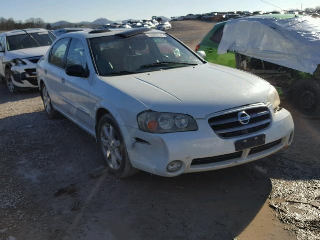 JN1DA31A12T323386 - 2002 NISSAN MAXIMA GLE WHITE photo 1