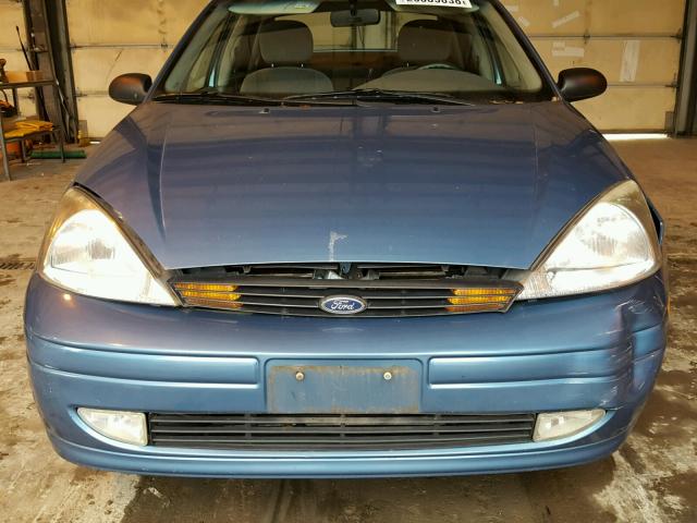 1FAFP3430YW312443 - 2000 FORD FOCUS SE BLUE photo 9