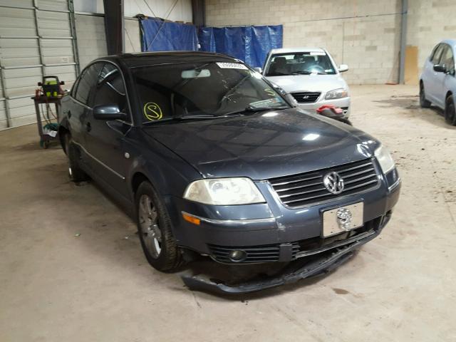 WVWTH63B42P369881 - 2002 VOLKSWAGEN PASSAT GLX BLUE photo 1