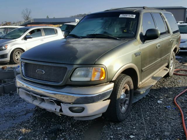 1FMRU17W01LA57869 - 2001 FORD EXPEDITION GREEN photo 2